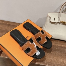 Hermes Slippers